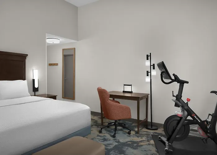Hotel: Hampton Inn & Suites Mishawaka/South Bend At Heritage Square